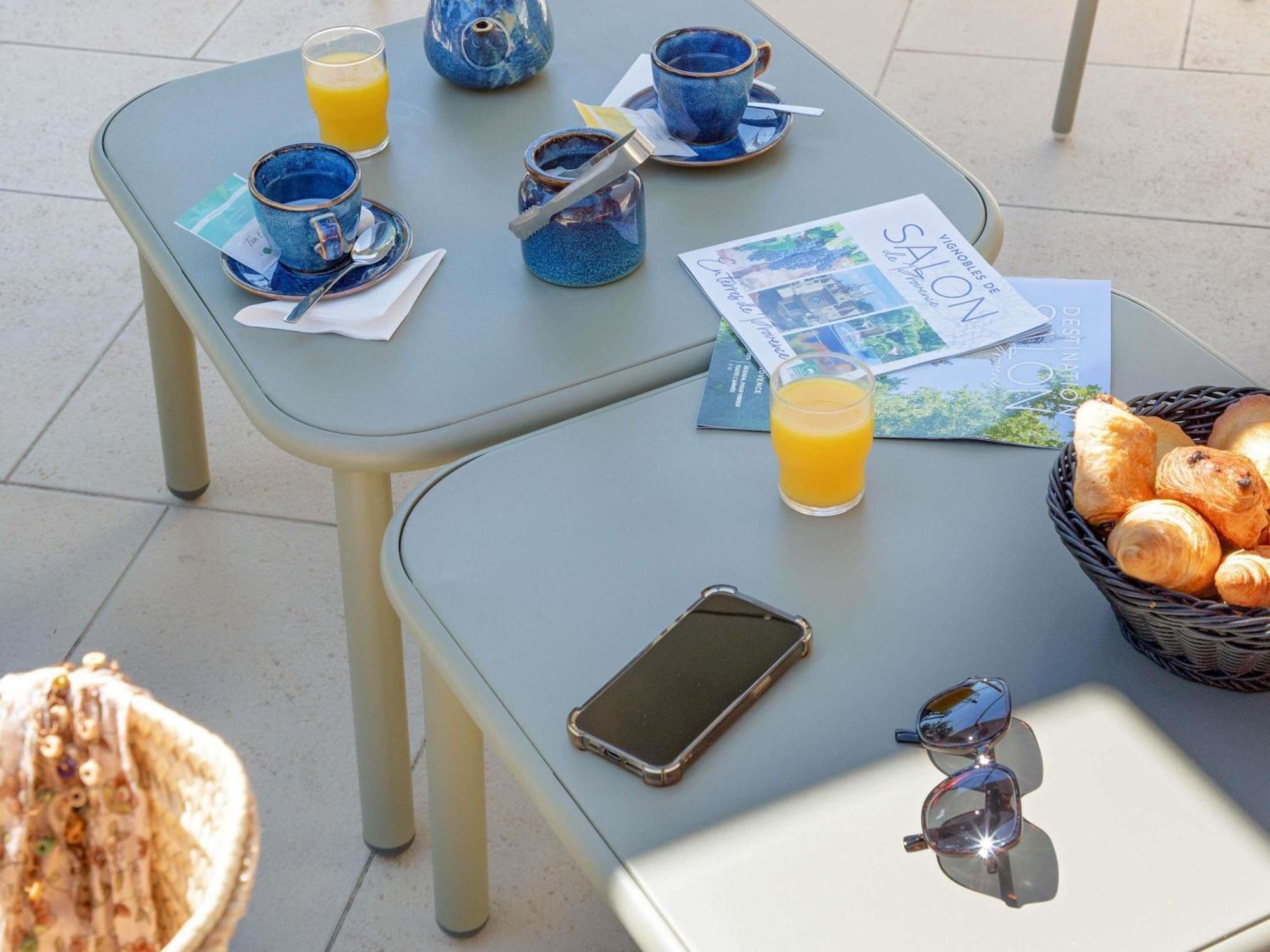 Ibis De Provence Hotel 3*