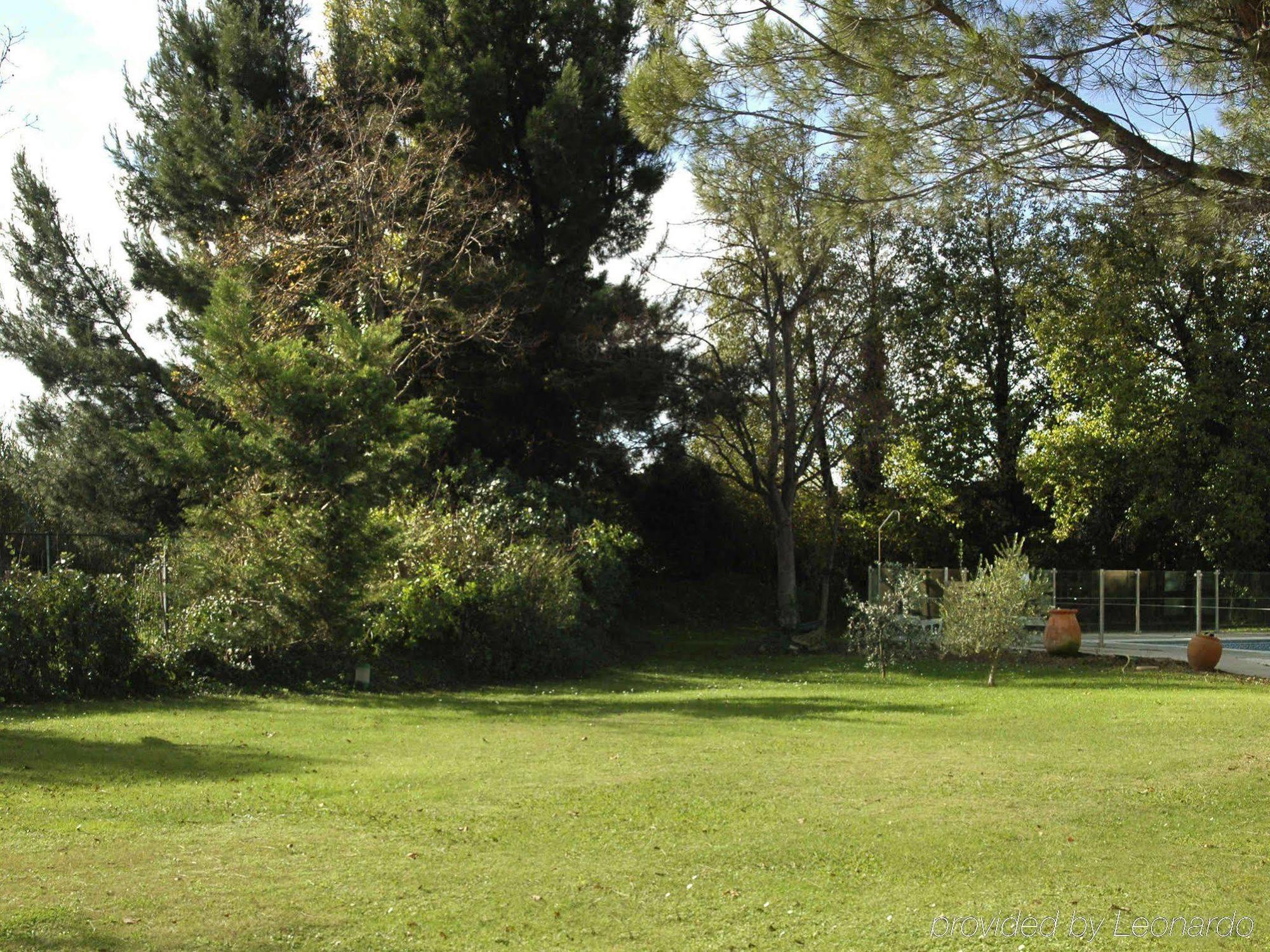 Hotel Ibis De Provence Salon-de-Provence